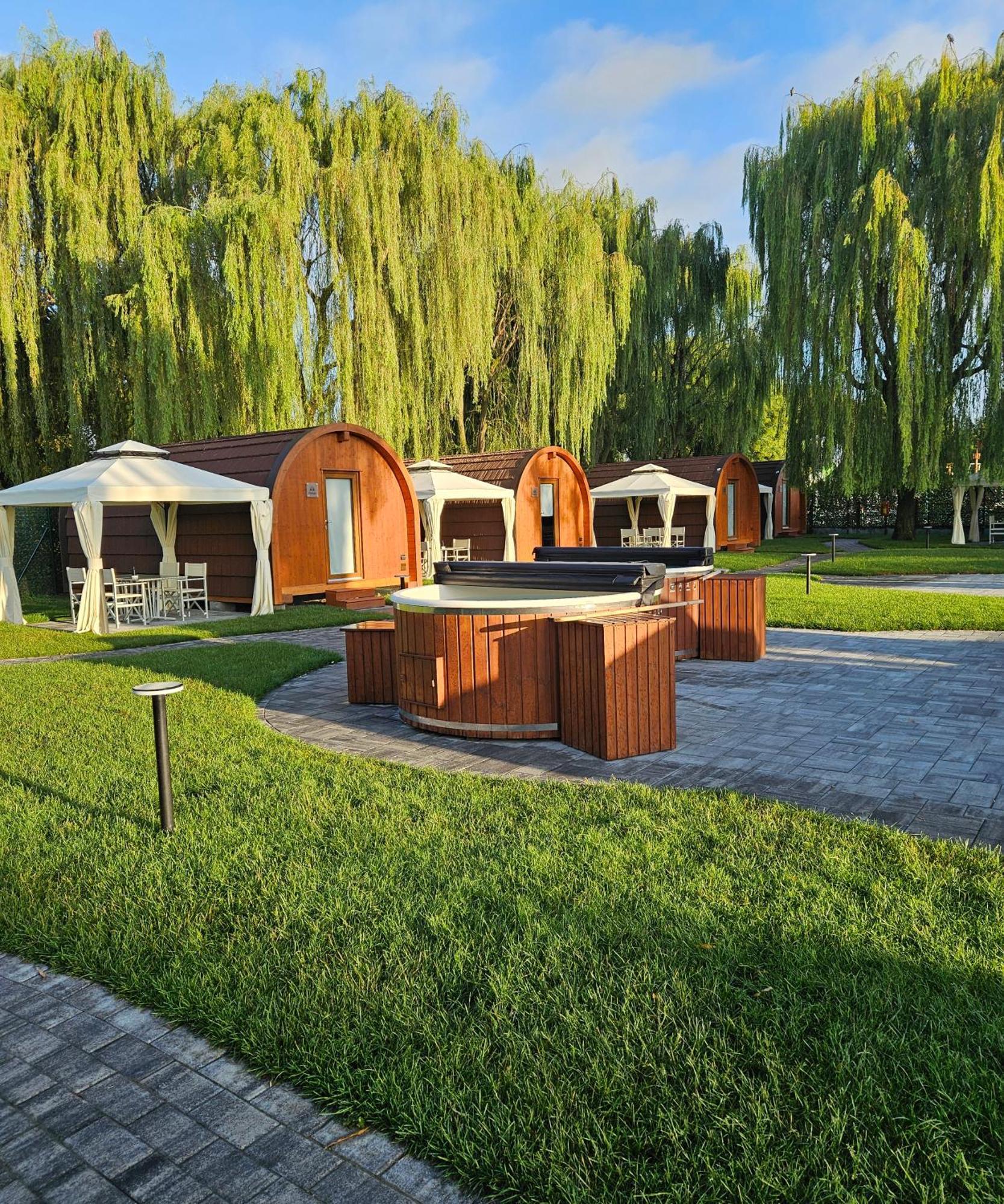 Vicolungo Glamour Lodge & Spa - Free Spa Hot Tub E Sauna 외부 사진