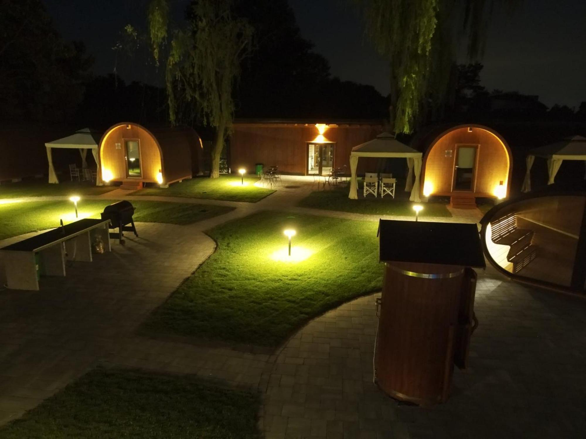 Vicolungo Glamour Lodge & Spa - Free Spa Hot Tub E Sauna 외부 사진