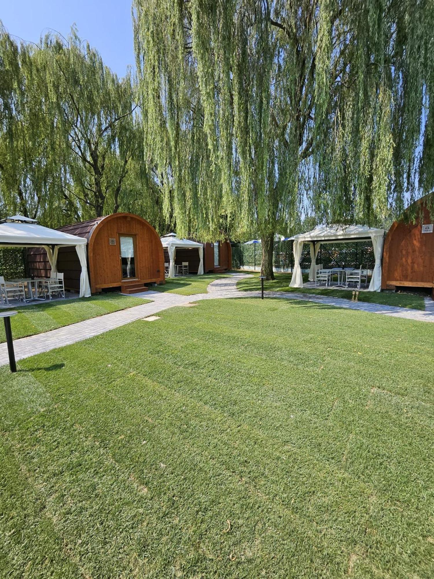 Vicolungo Glamour Lodge & Spa - Free Spa Hot Tub E Sauna 외부 사진