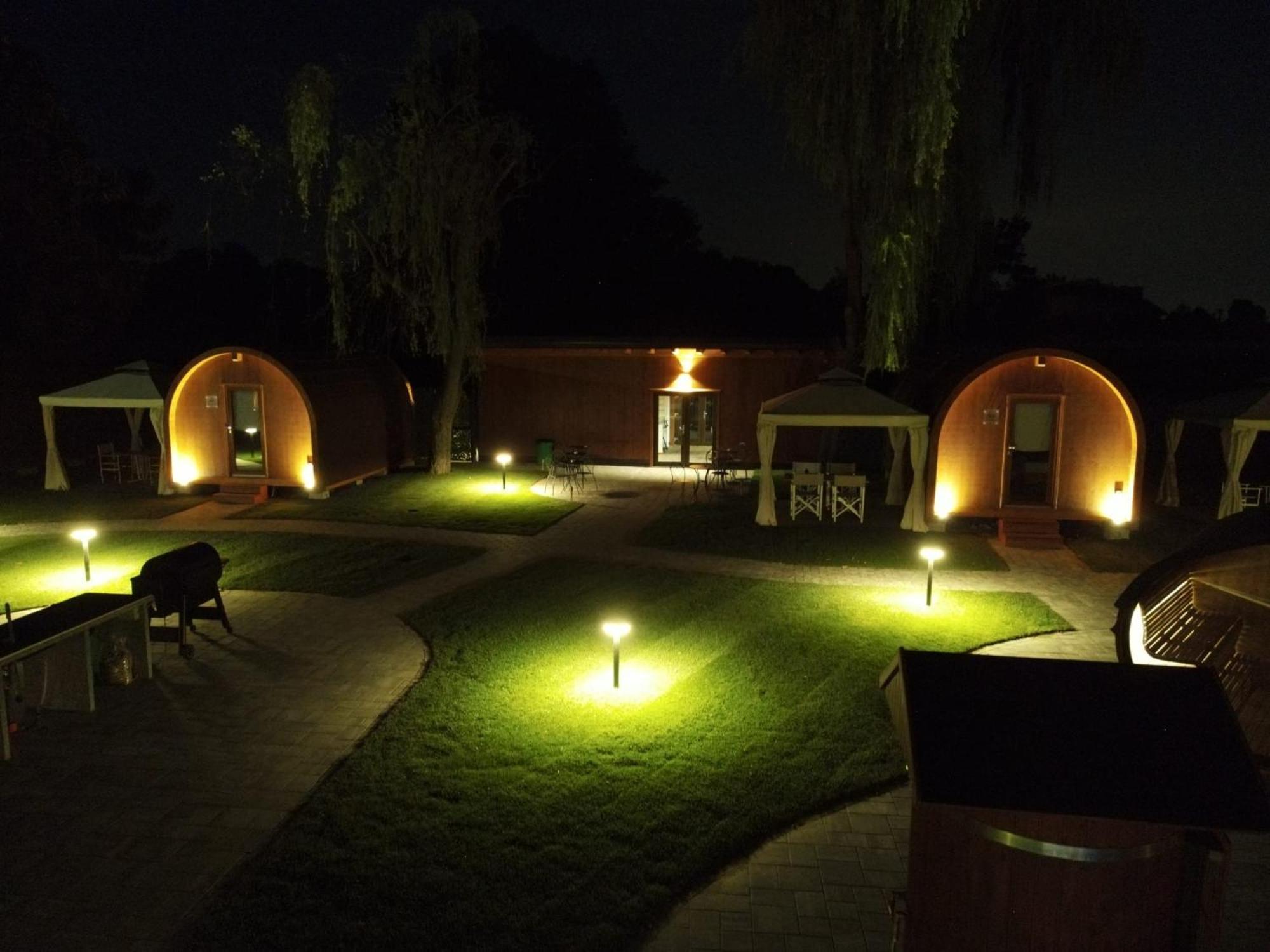 Vicolungo Glamour Lodge & Spa - Free Spa Hot Tub E Sauna 외부 사진