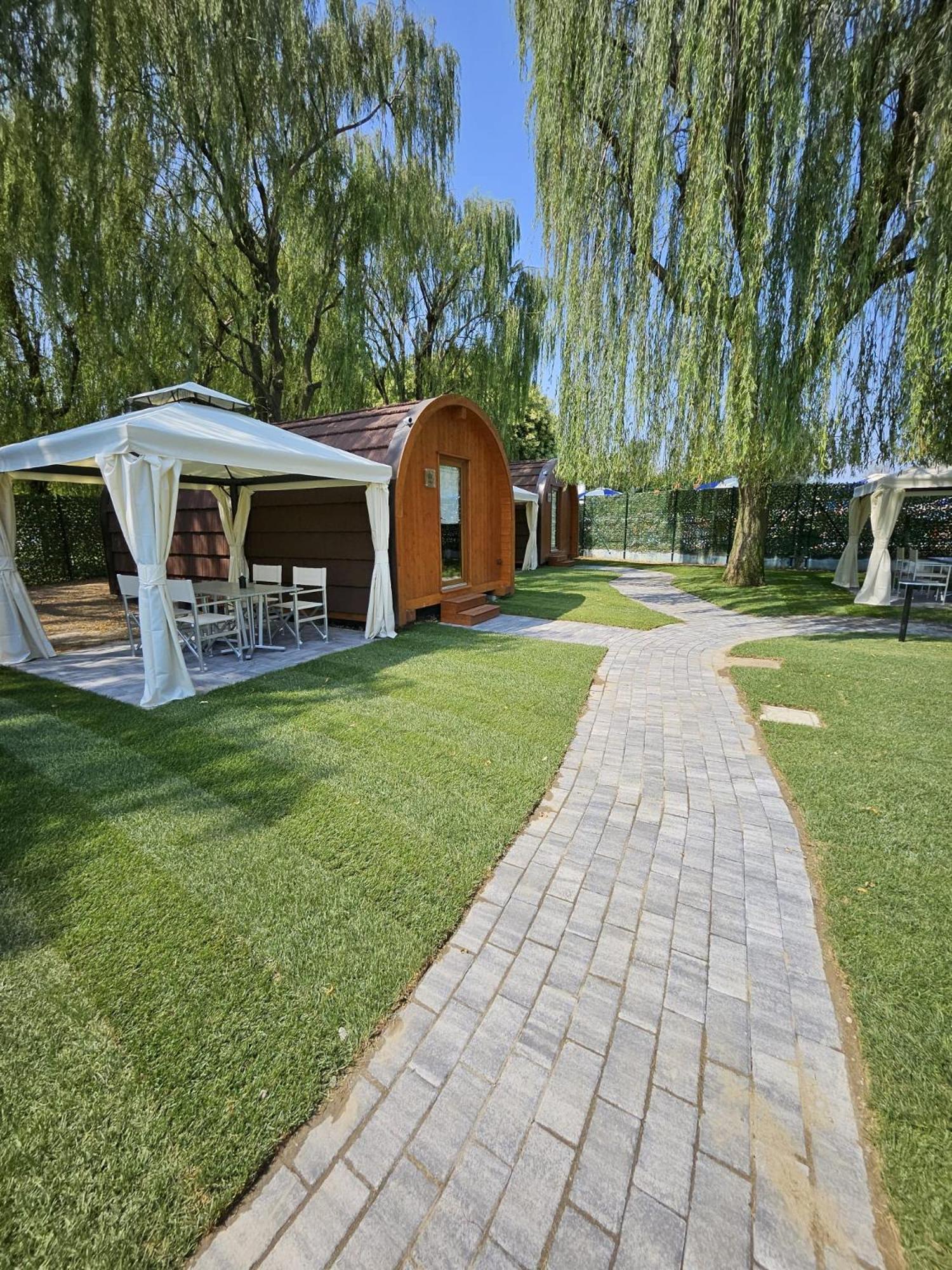 Vicolungo Glamour Lodge & Spa - Free Spa Hot Tub E Sauna 외부 사진